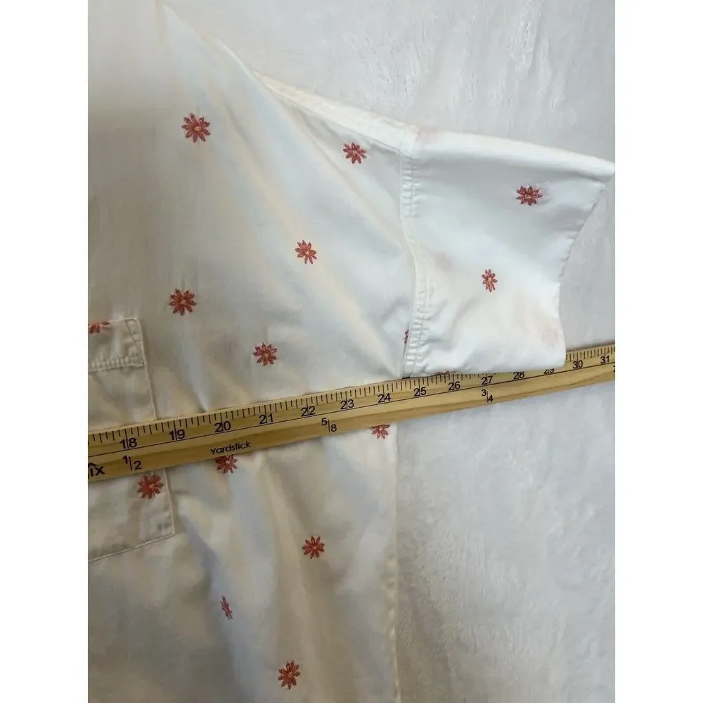 Madewell Women’s Embroidered White Button Up Size S Short Sleeve Blouse‎ Flowers